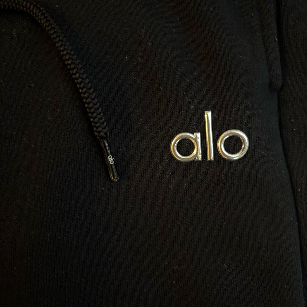 ALO Yoga Black Drawstring Jogger Sweatpants - Picture 4 of 5